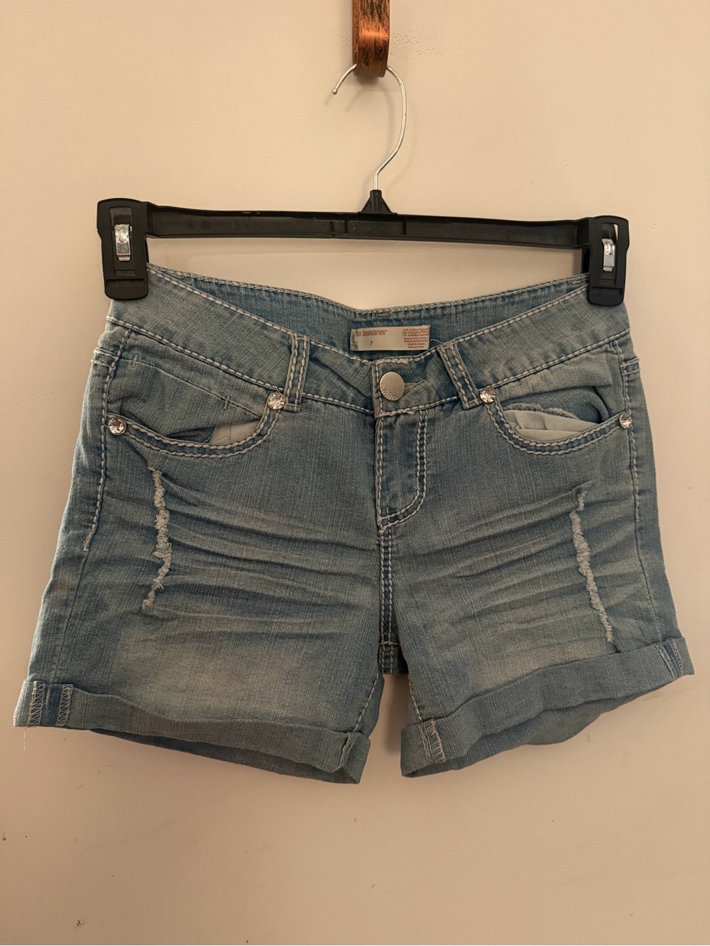 No Boundaries Juniors Denim Shorts Size 7